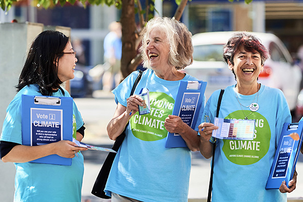 Vote Climate campaigning in Kooyong